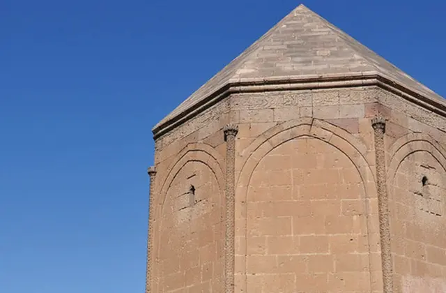 Çifte Kümbet