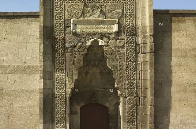 Gevher Nesibe Dârüşşifâsı Ve Tıp Medresesi