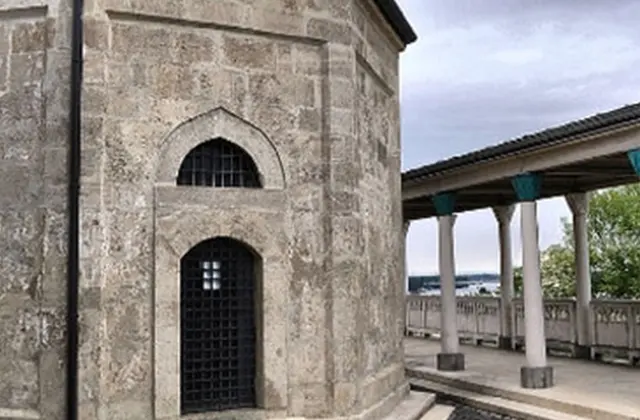 Gül Baba Türbesi