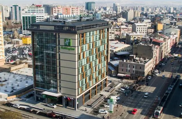 Holiday Inn Otel