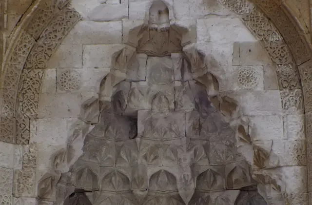 Karatay Kervansarayı