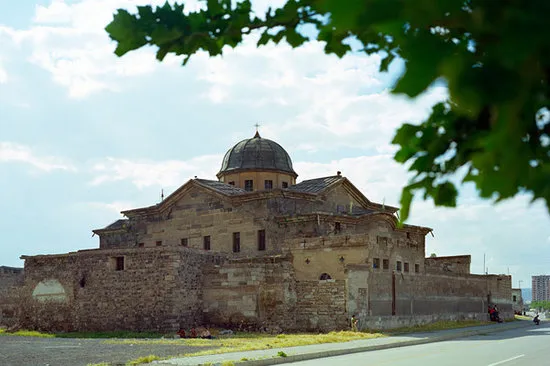Surp Krikor Lusavoriç Kilisesi