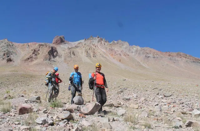 Trekking (Erciyes’in Volkanik Tepelerini Keşfedin)